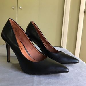 Christian Siriano Black Pumps